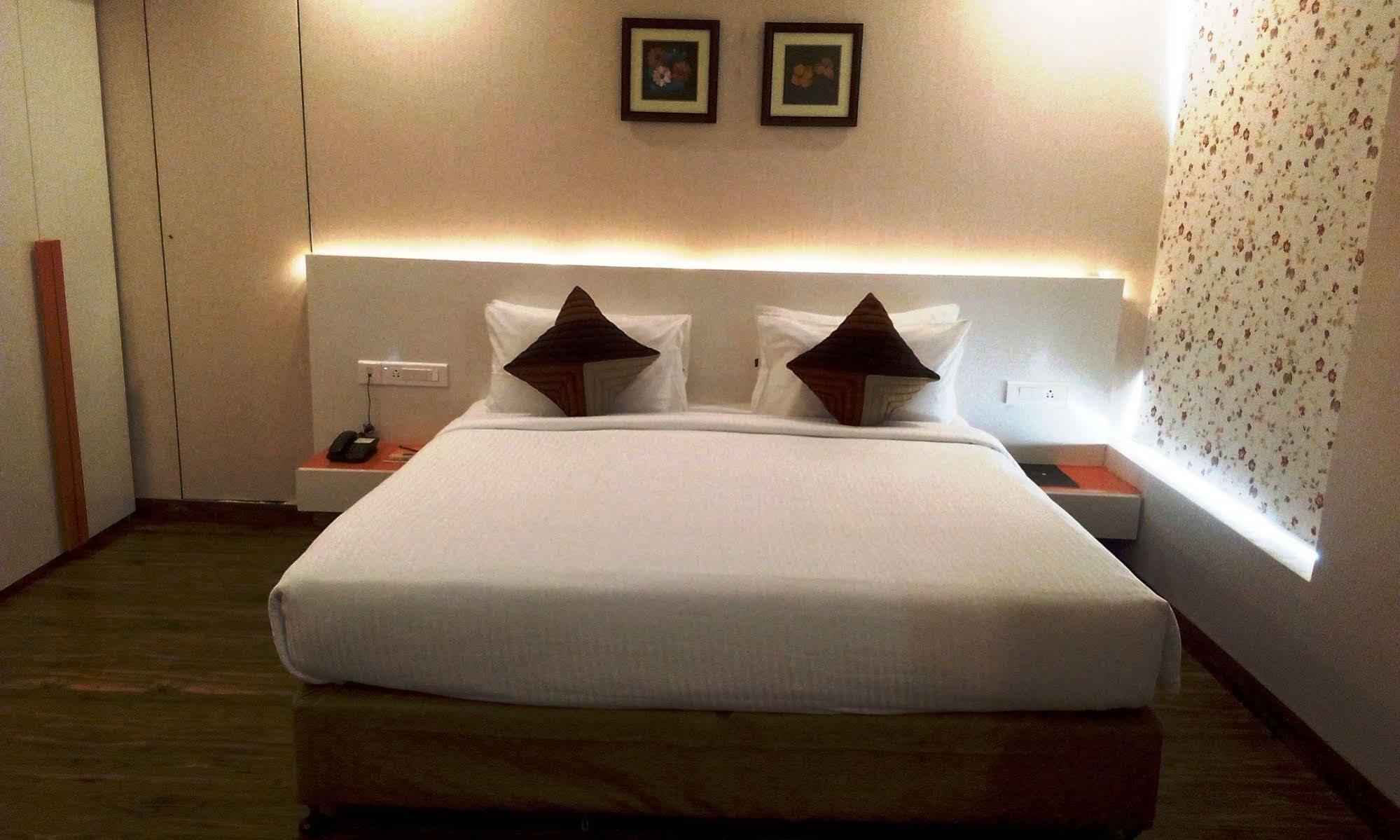 Mango Hotels Prangan Bhubaneswar Dış mekan fotoğraf